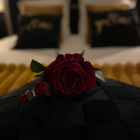 Romantique La Parenthese Angevine Love&spa * Brain-sur-Longuenee