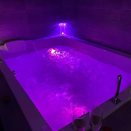 Romantique La Parenthese Angevine Love&spa 아파트 Brain-sur-Longuenee